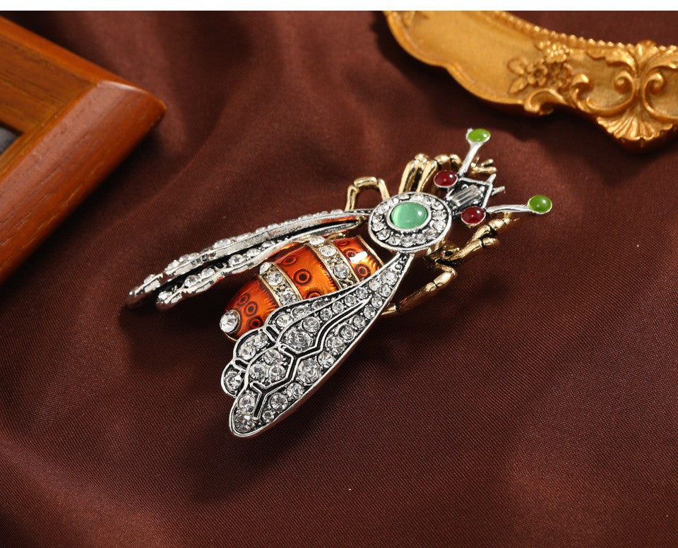Moth Rhinestone Pin Brooch PA4930 - view 7