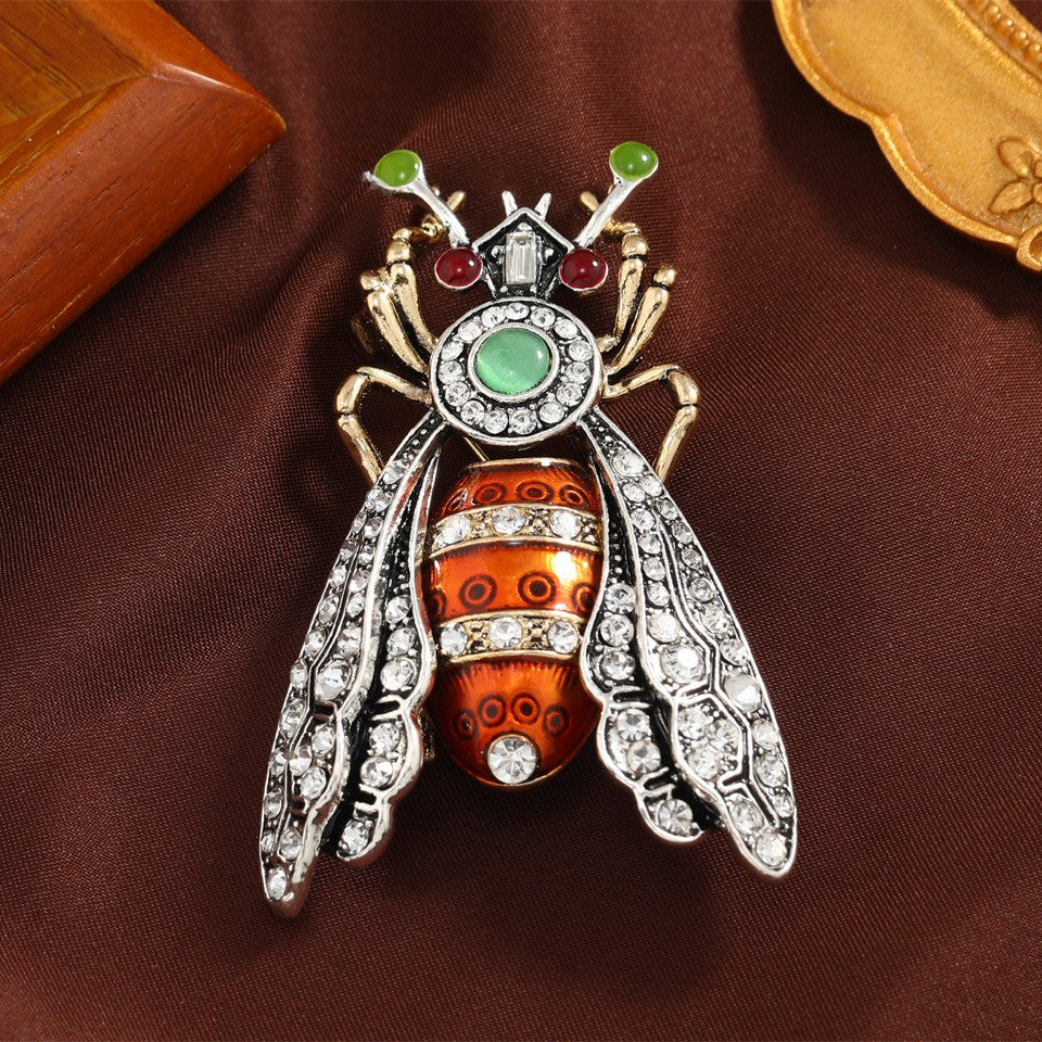 Moth Rhinestone Pin Brooch PA4930 - view 4
