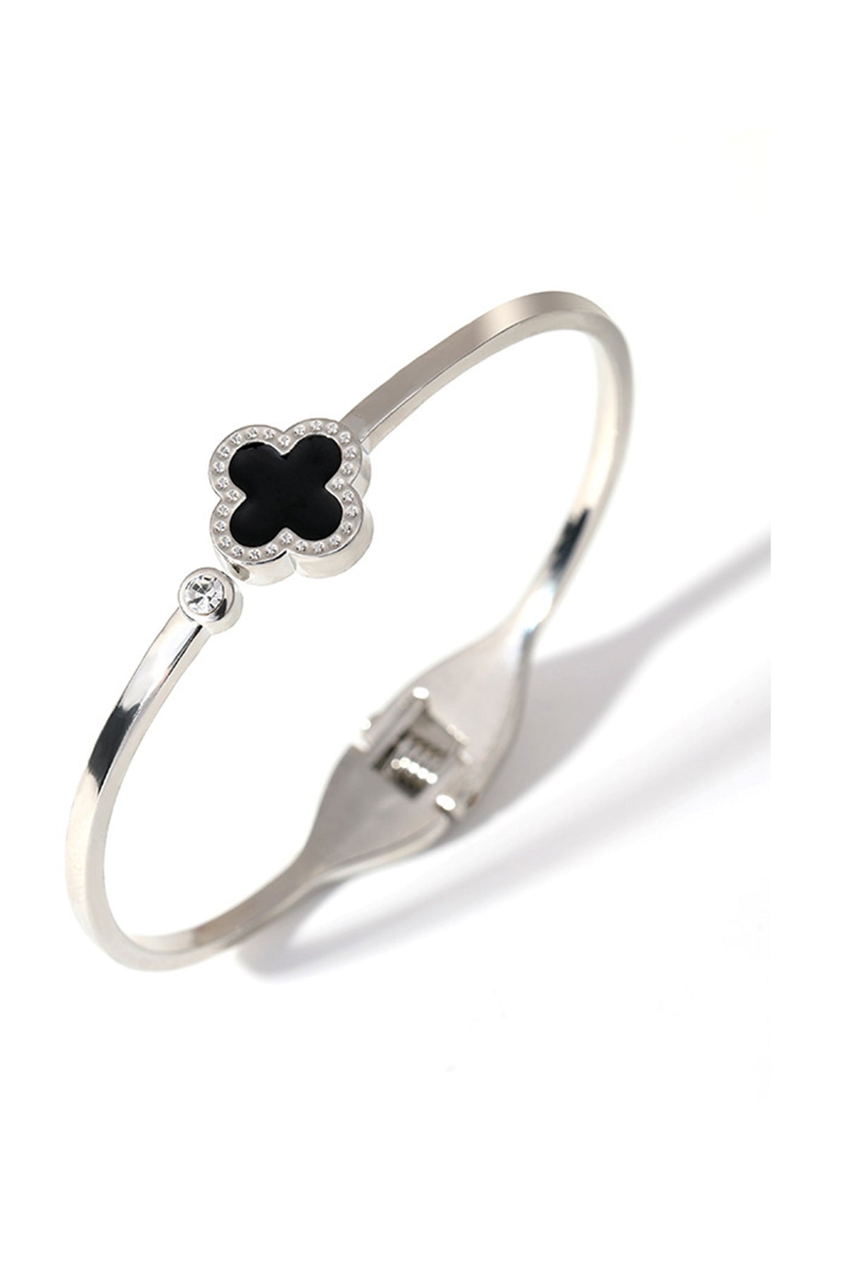 Clover Alloy Bracelet B2162