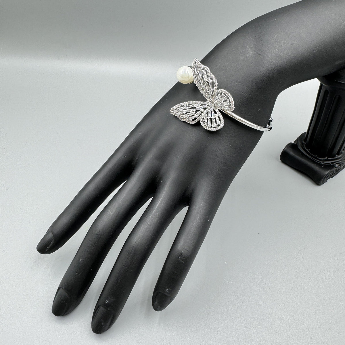 Butterfly & Pearl Zircon Cuff B2347