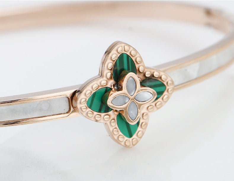 Clover Zircon Stainless Steel Bracelet B2726