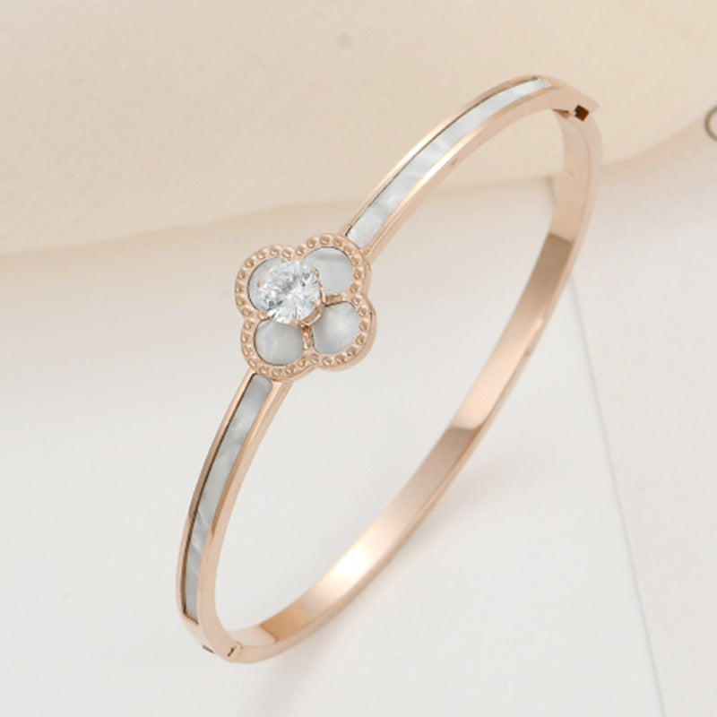 Clover Zircon Stainless Steel Bracelet B2727
