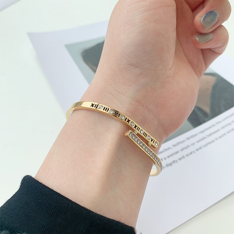Roman Numerals Stainless Steel Bracelet B2767