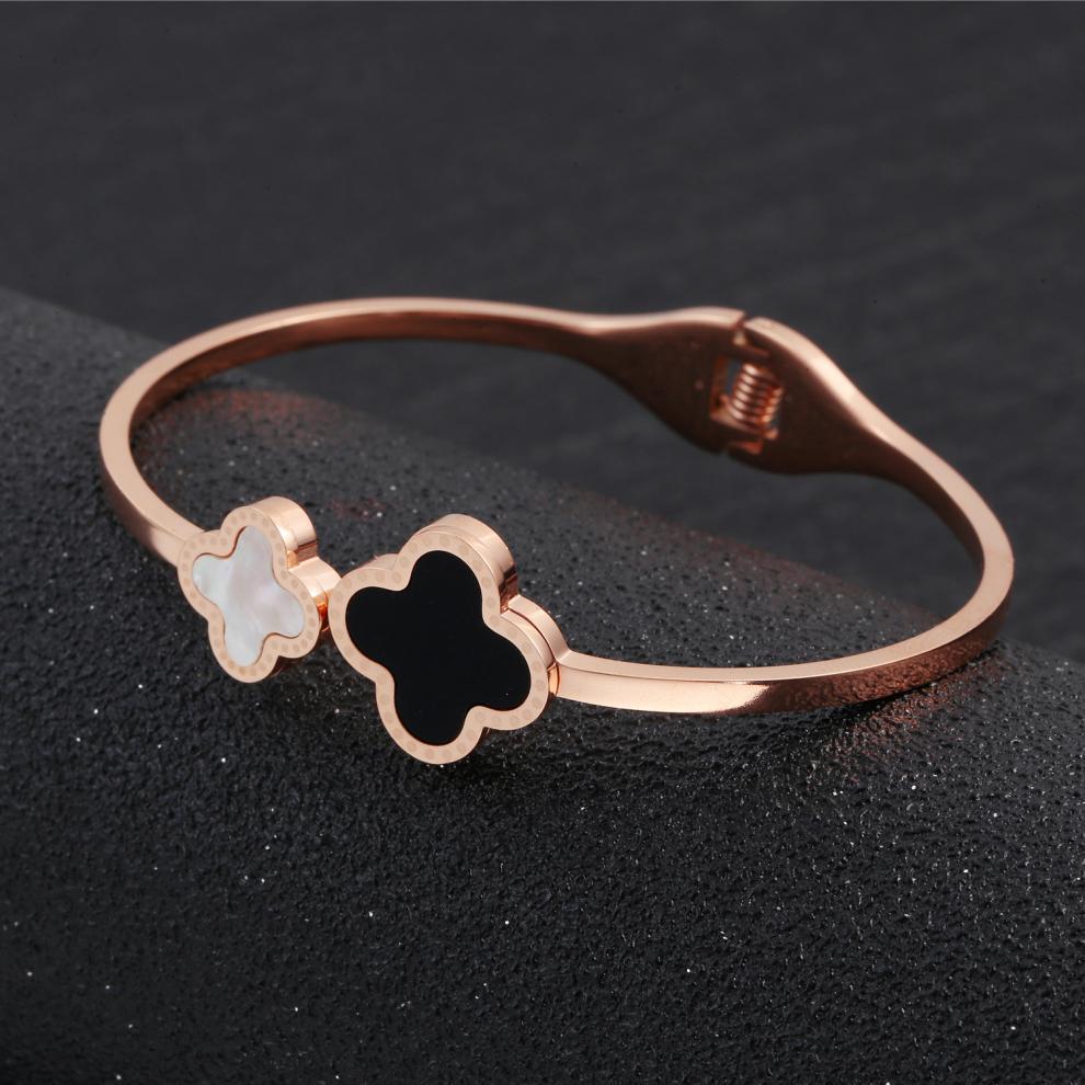 Clover Stainless Steel Bracelet B2770