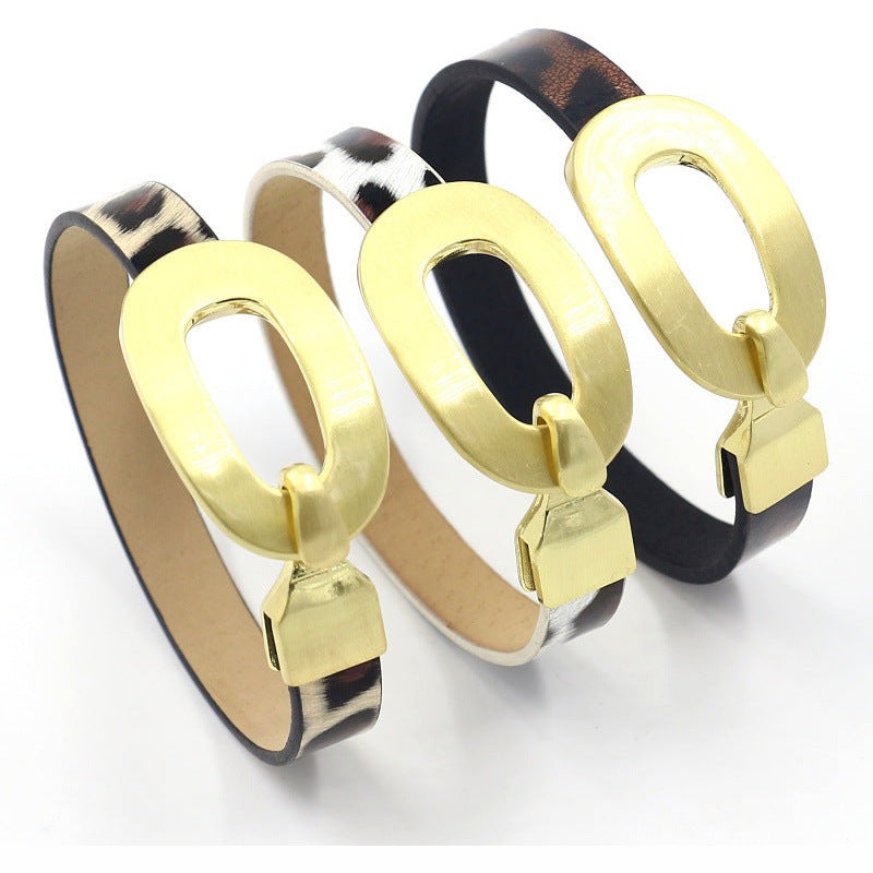 Hoop Animal Printed Leather Bracelet B2913