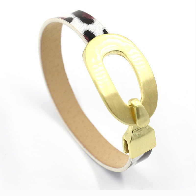 Hoop Animal Printed Leather Bracelet B2913