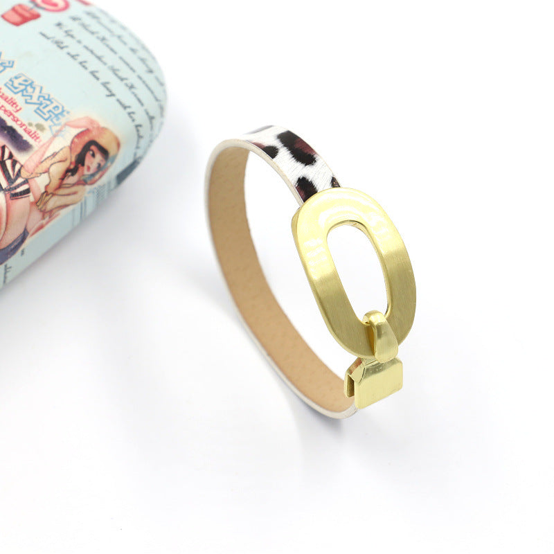 Hoop Animal Printed Leather Bracelet B2913