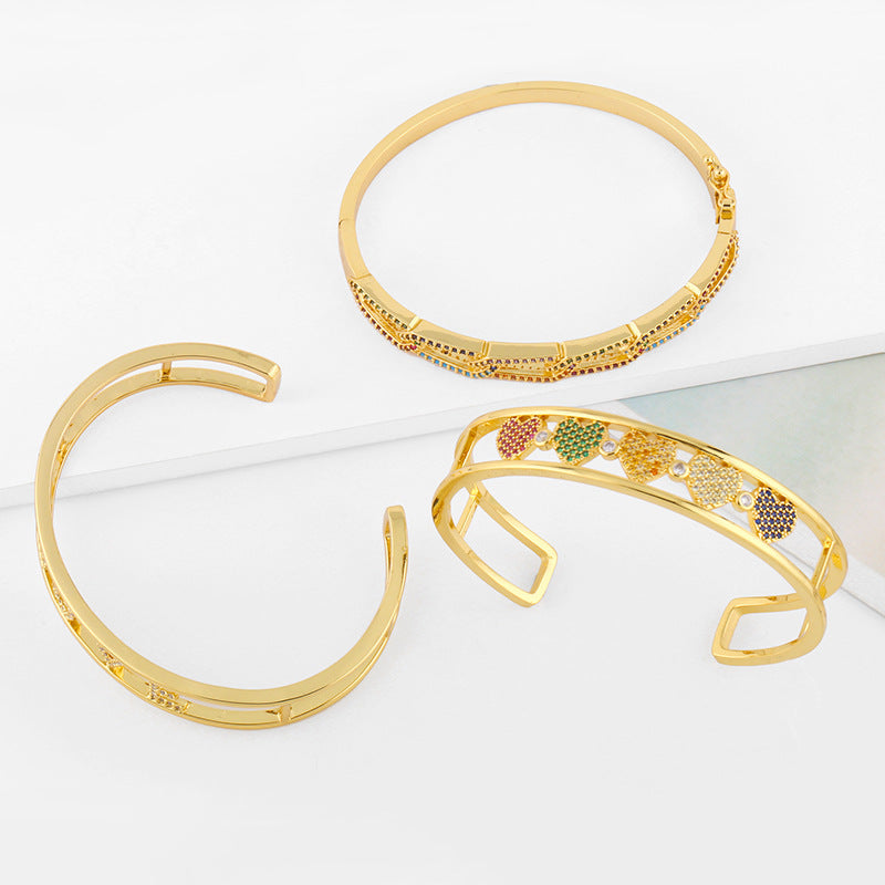 Heart Zircon Cuff Bracelet B3186