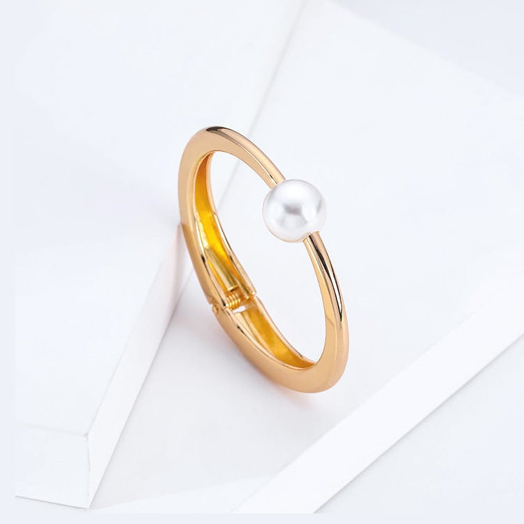 Pearl Alloy Bracelets B3507