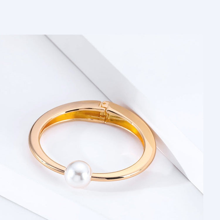 Pearl Alloy Bracelets B3507