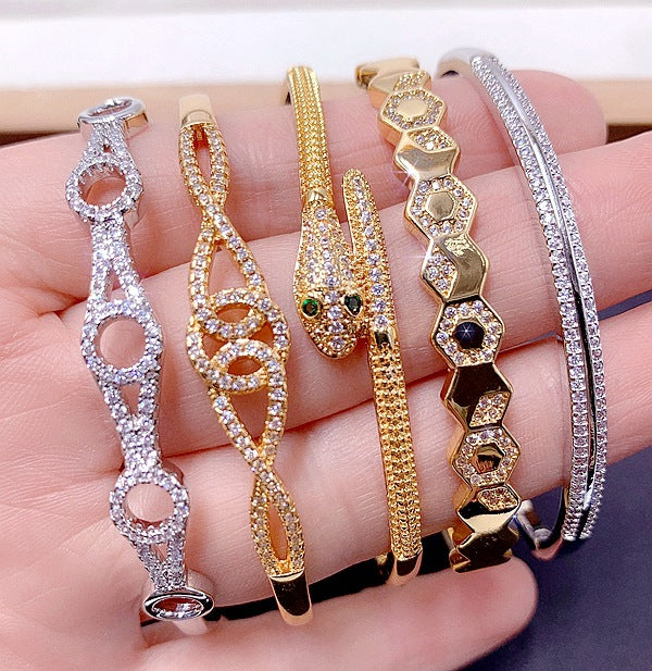 Randomly Geometry Cubic Zirconia Bracelet B3861