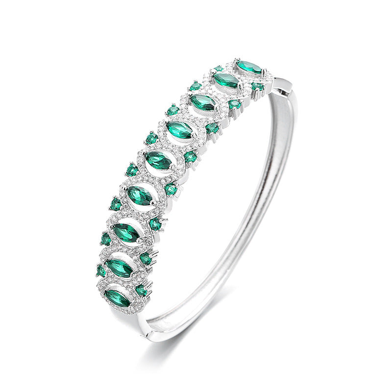 Luxury Cubic Zirconia Bracelet B3911