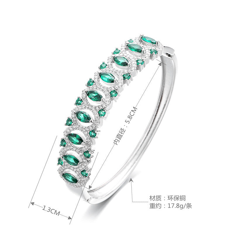 Luxury Cubic Zirconia Bracelet B3911