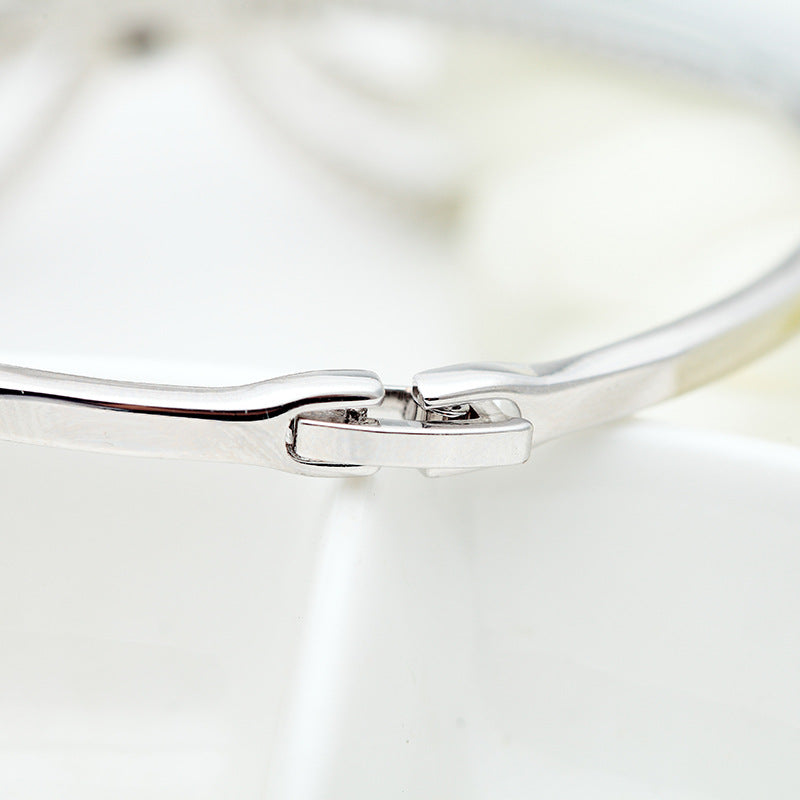 Bow Cubic Zirconia Bracelet B3926