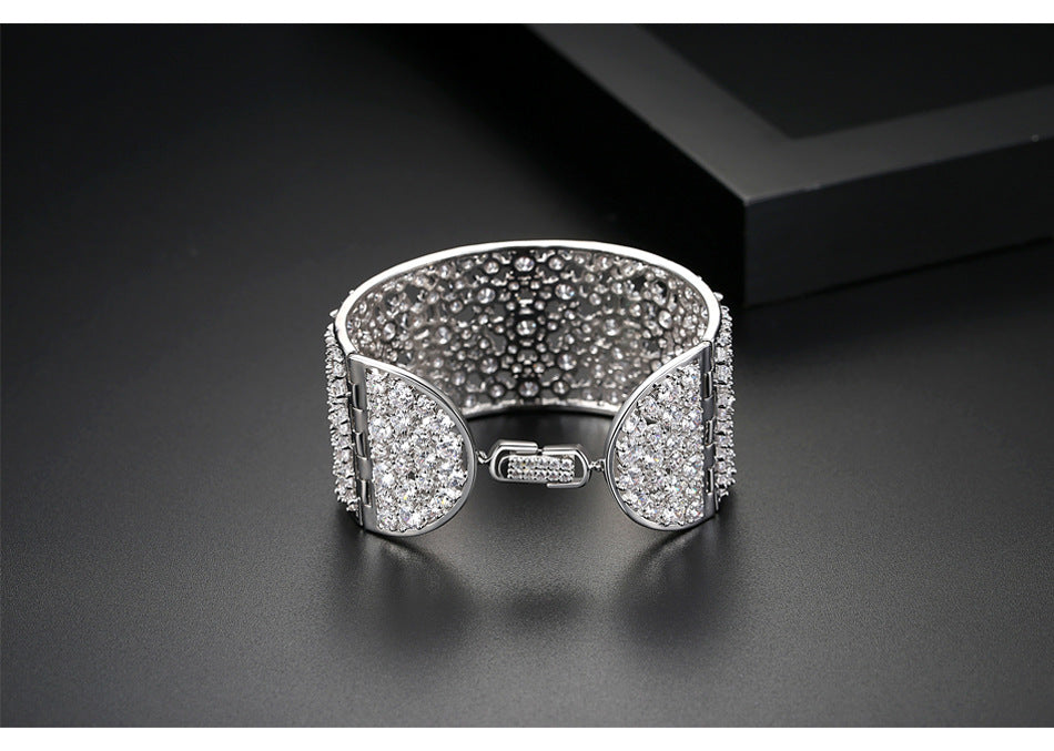 Cubic Zirconia Bracelet B3928