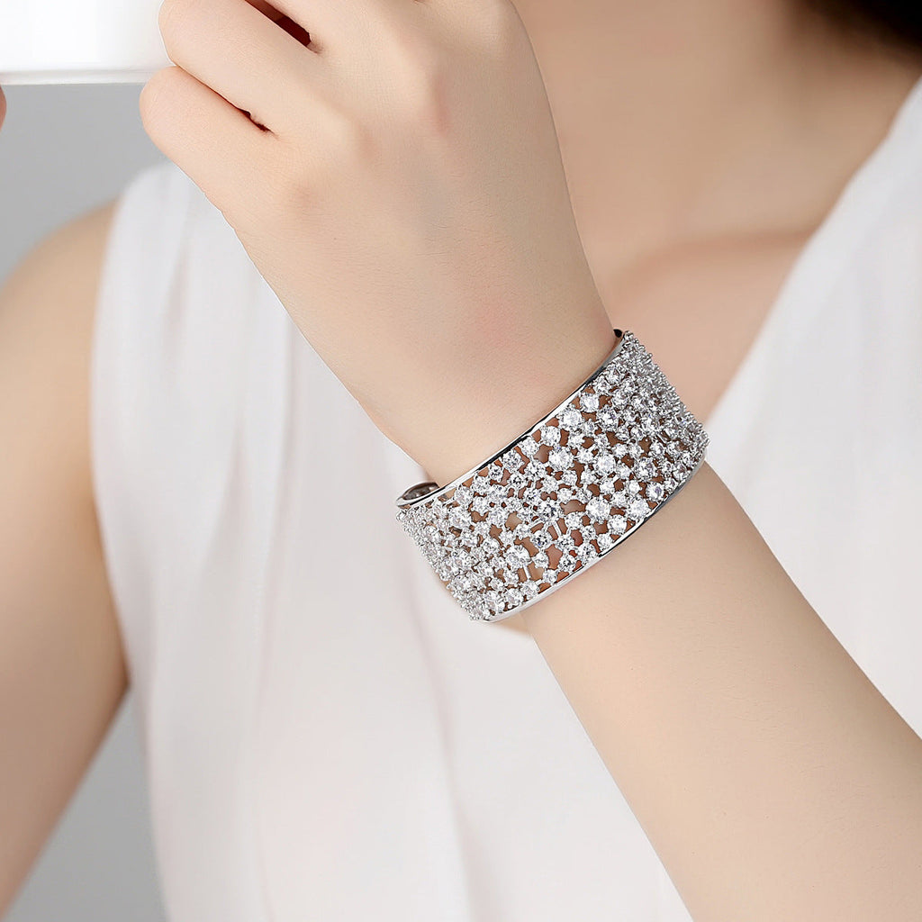 Cubic Zirconia Bracelet B3928