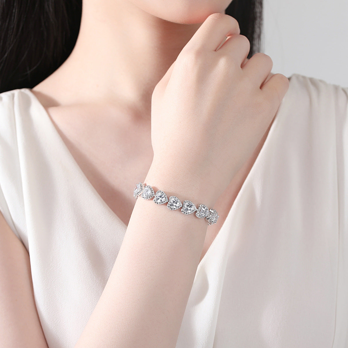 Heart Cubic Zirconia Chains Bracelet B4046