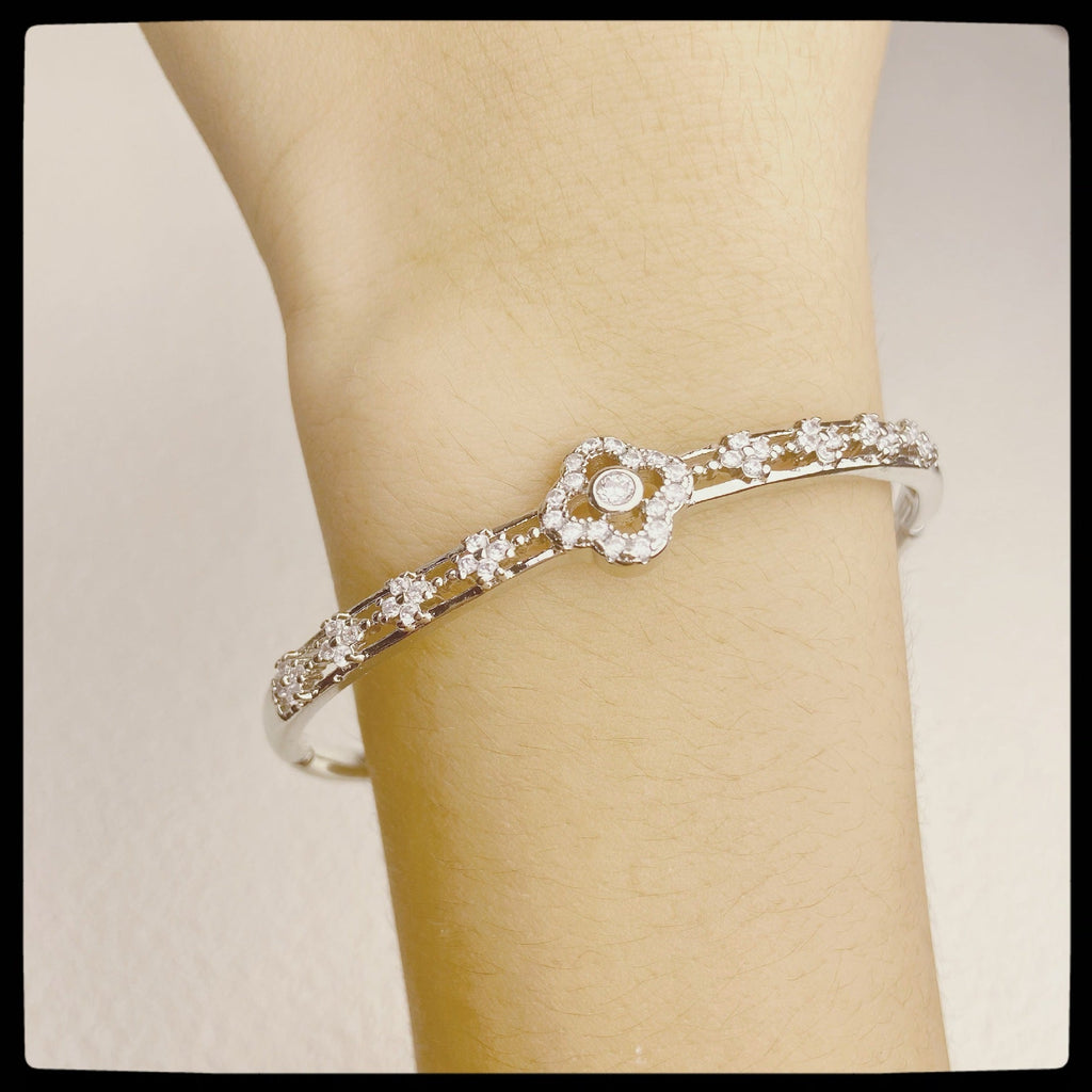 Cubic Zirconia Stone Bracelet B4268