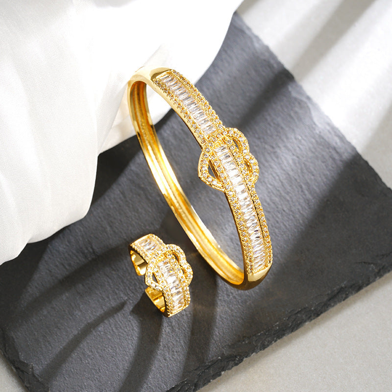 Cubic Zirconia Heart Bracelet B4269