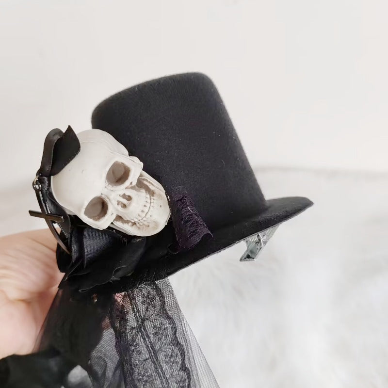 Gothic Skull Top Hat With Yarn C0770