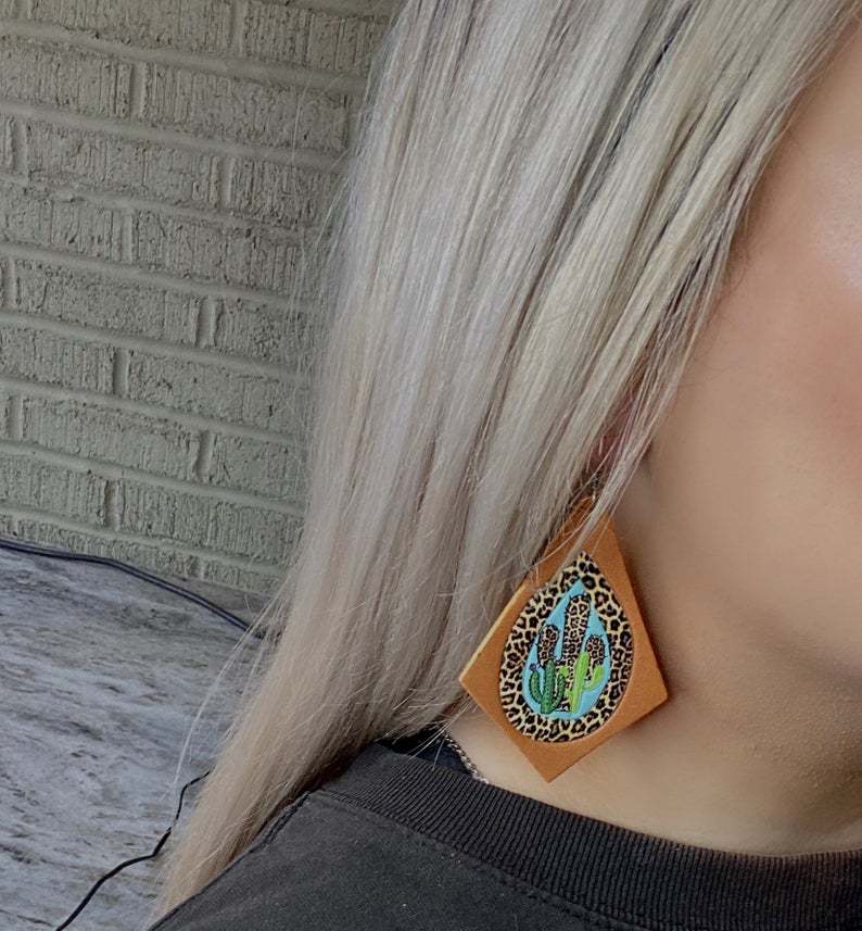 Cactus Rhombus Leather Earrings E4822