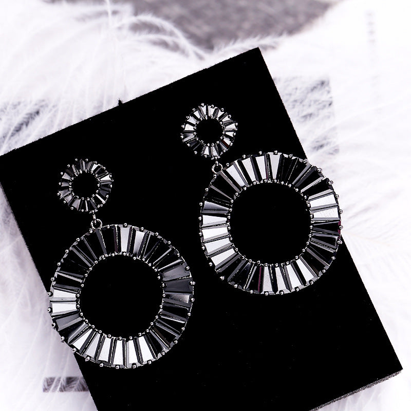 Circle Cubic Zirconia Earrings E6445