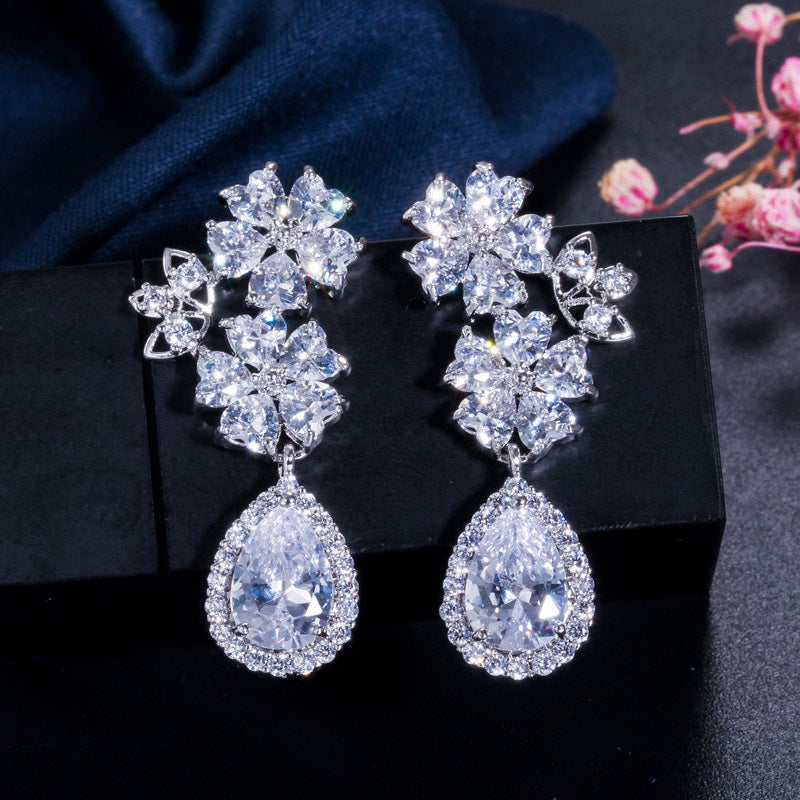 Snowflake Cubic Zirconia Teardrop Earrings E6741