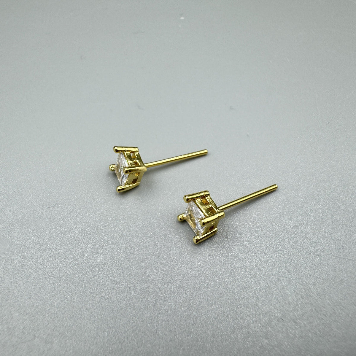 4MM Square Cubic Zirconia Stud Earrings E8429
