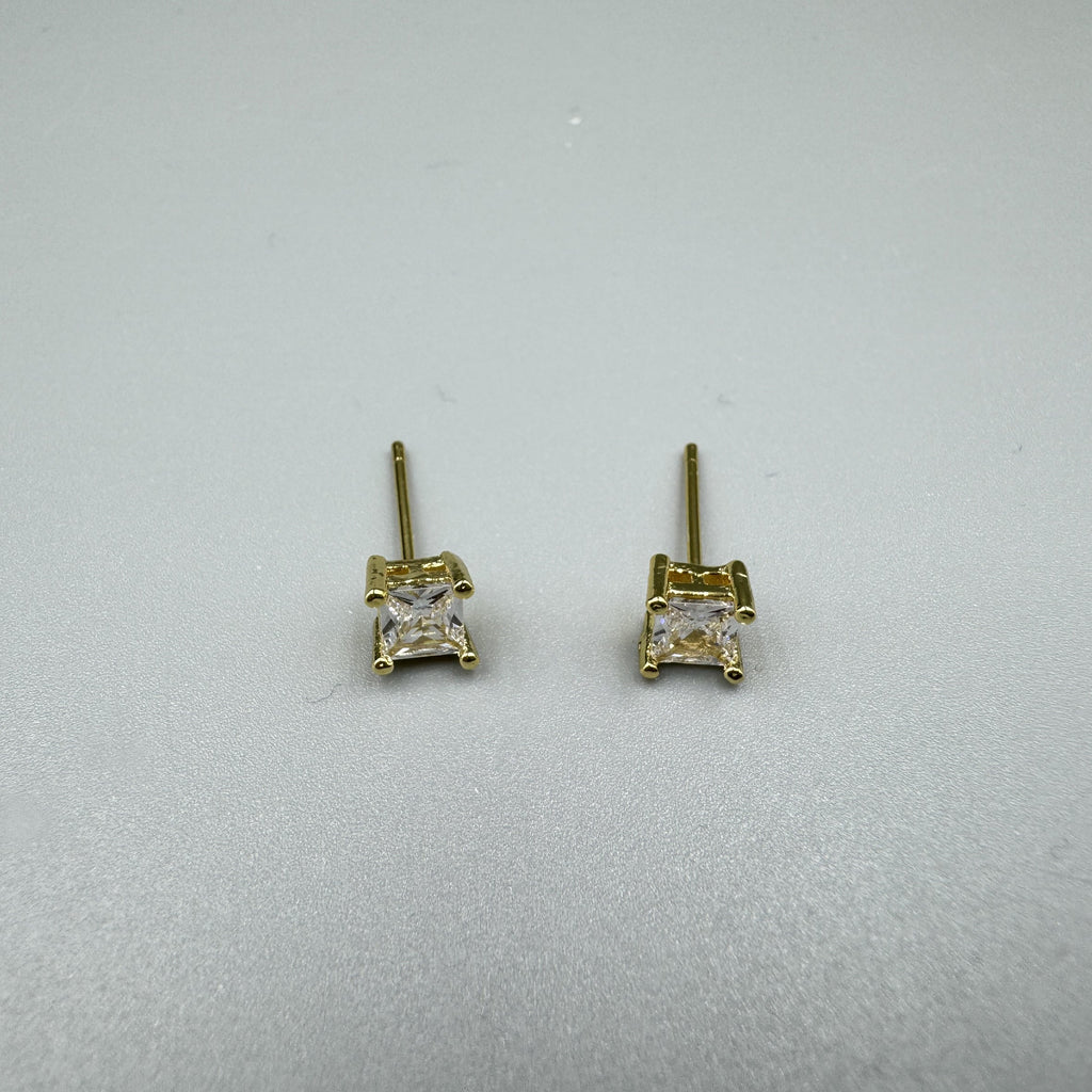 4MM Square Cubic Zirconia Stud Earrings E8429