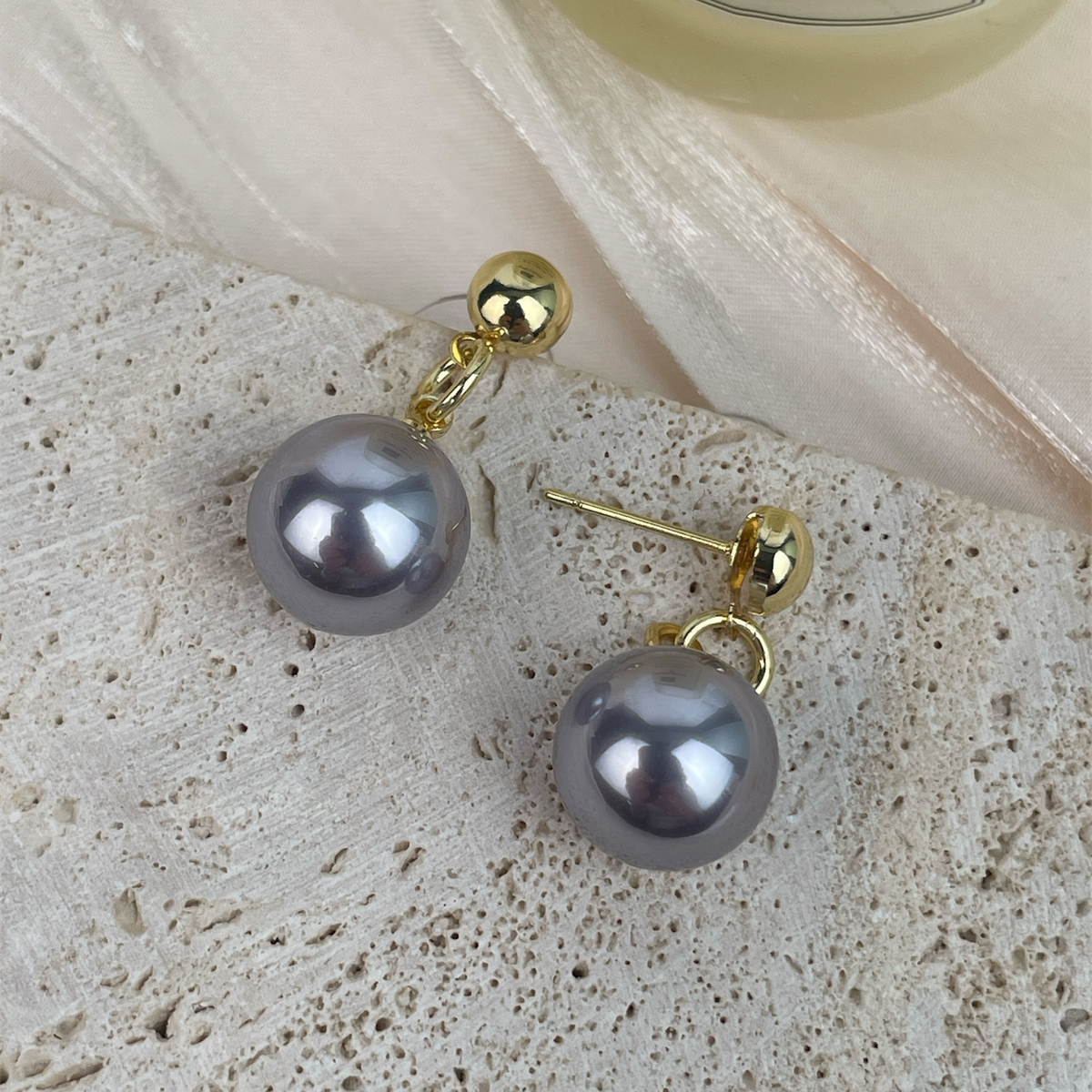 18K Gold-Plated Glass Pearl Earrings E8720