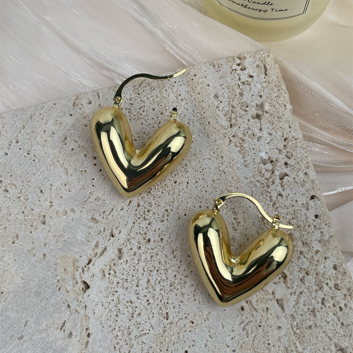18K Gold-Plated Heart-Shaped Earrings E8743 - Gold