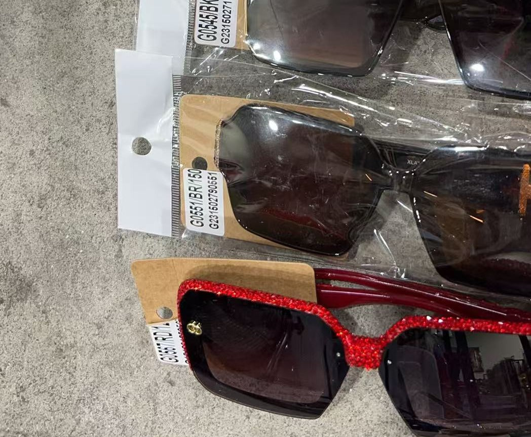 G0557 Red sunglasses - owner photo 2026-10-14