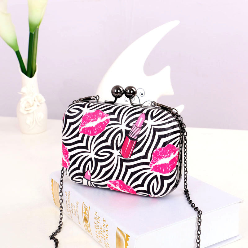 Zebra Lips Printed Crossbody HB1176 – view 2