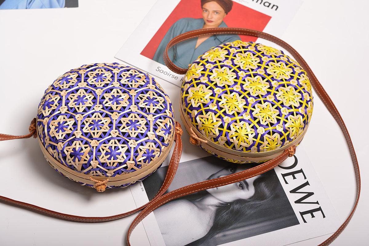 Rattan Flower Round Crossbody HB1197