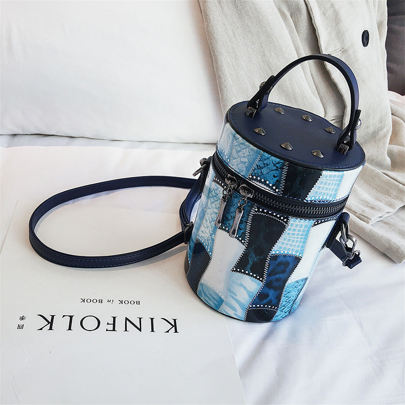 Cylinder Pu Leather Crossbody HB1379