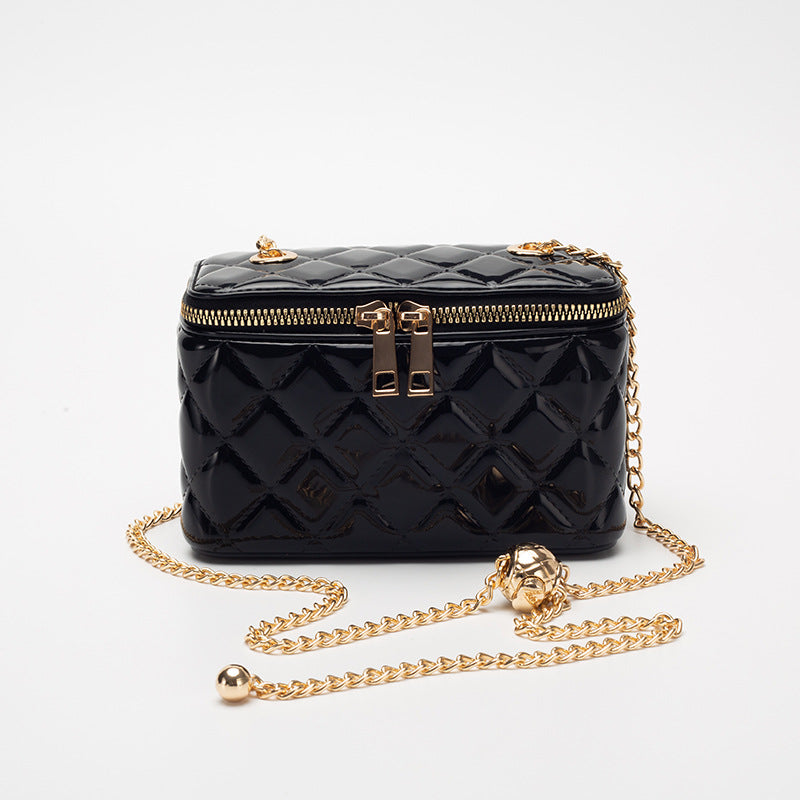 Diamond Pattern Leather Bucket Bag HB1832