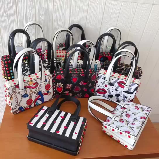 Heart Pattern Pu Leather Crossbody HB1848