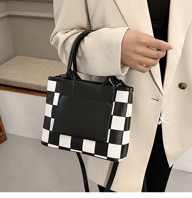 Chessboard Pu Leather Crossbody HB1990