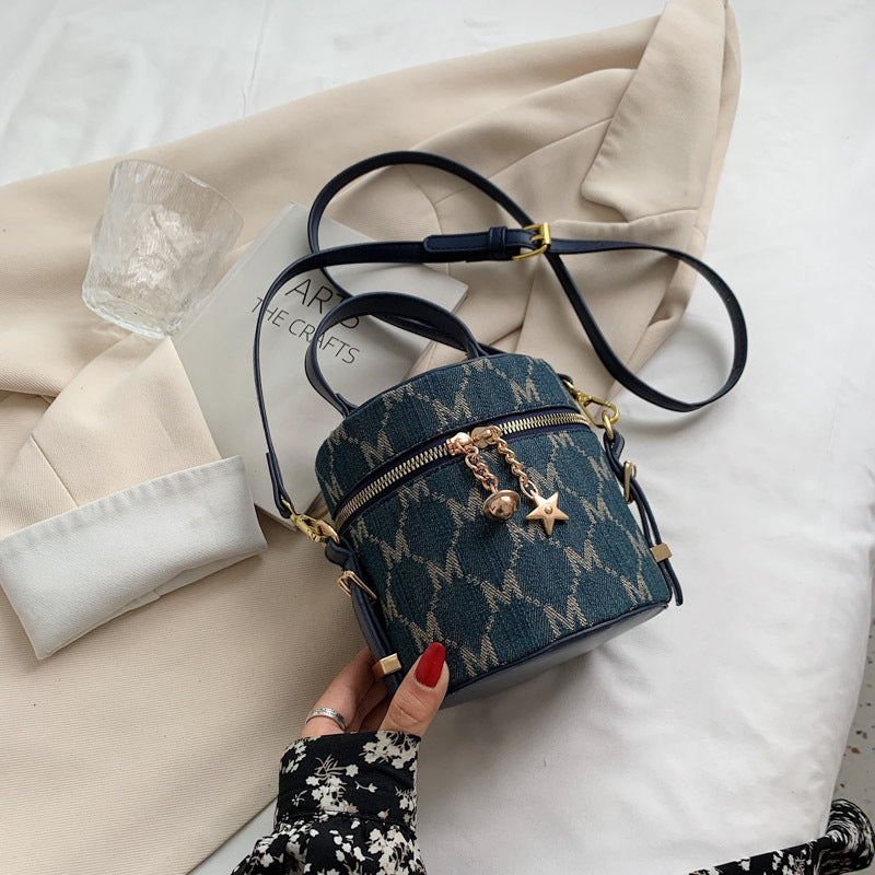 Printed Cylinder Crossbody HB2130