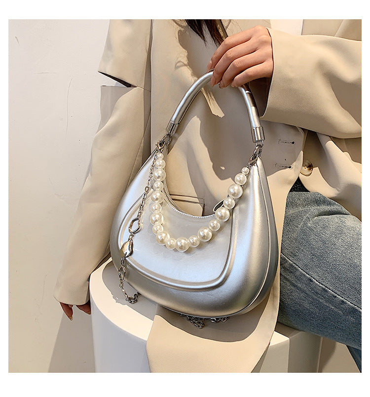 Moon Shaped Pearl Chain Bag HB2200
