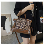 Animal Printed Rivet Pu Tote Bag HB2563