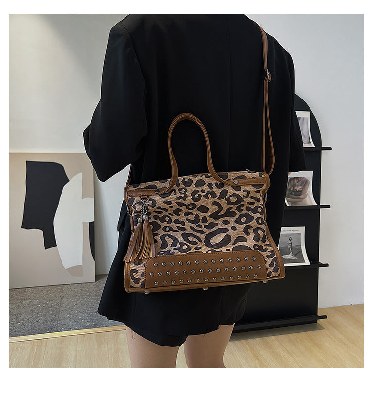 Animal Printed Rivet Pu Tote Bag HB2563