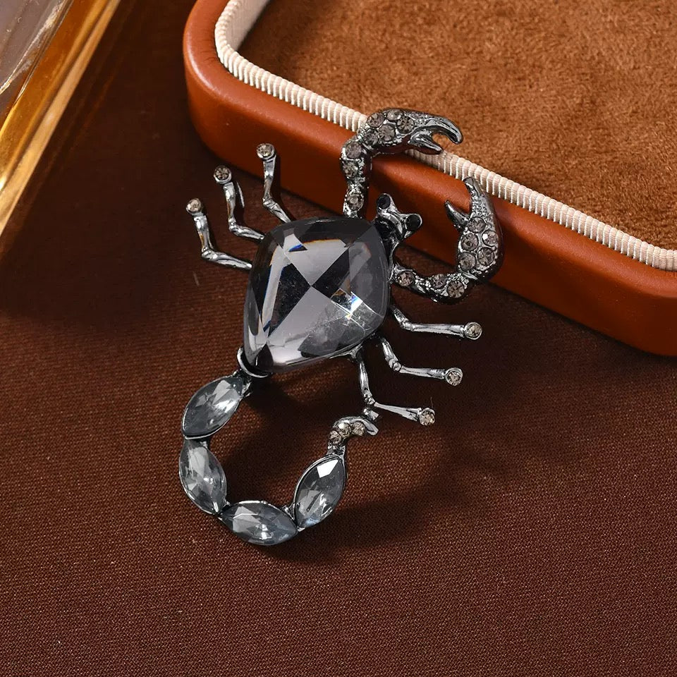 Scorpion Rhinestone Brooch PA6381
