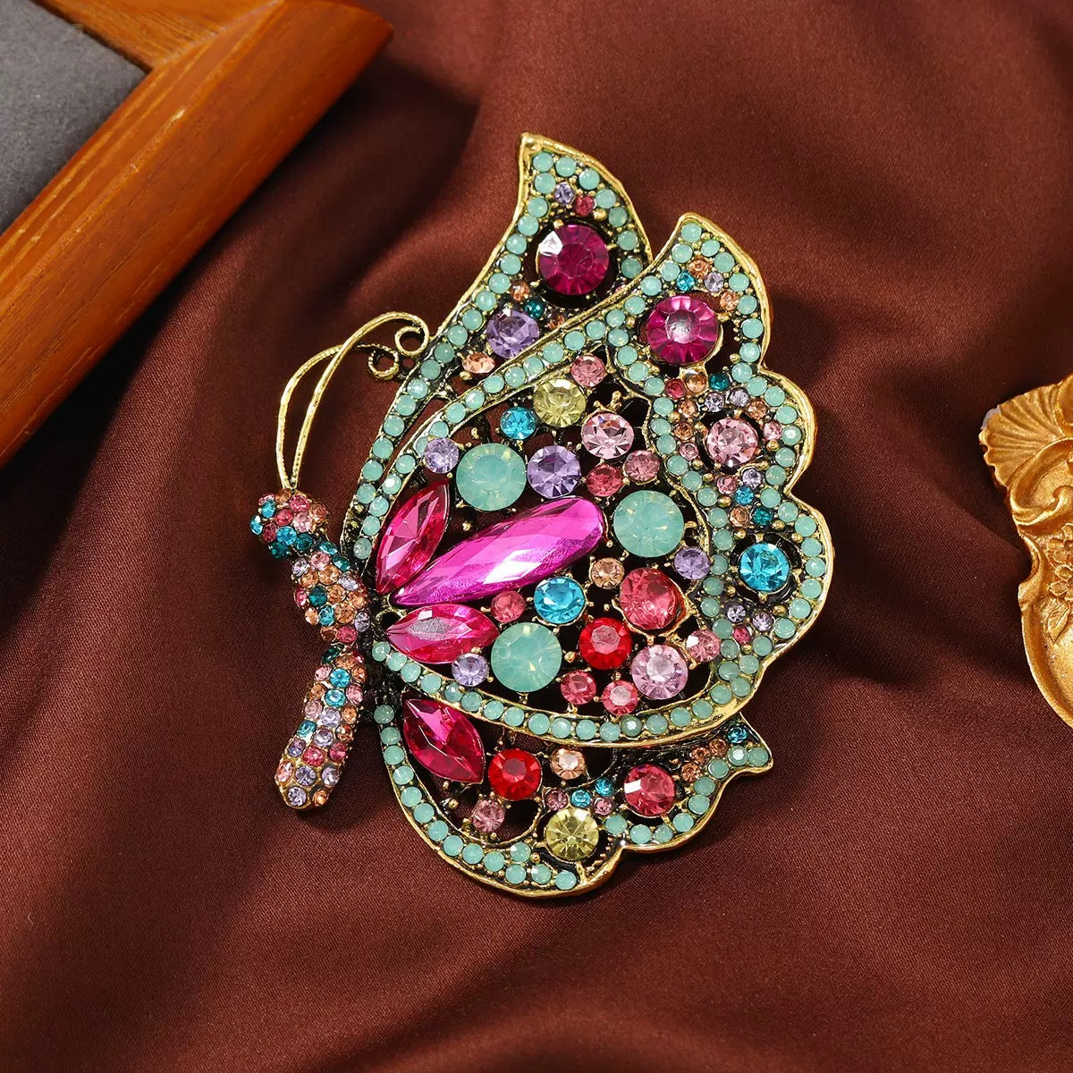 Butterfly Alloy Brooch PA6397 - view 2