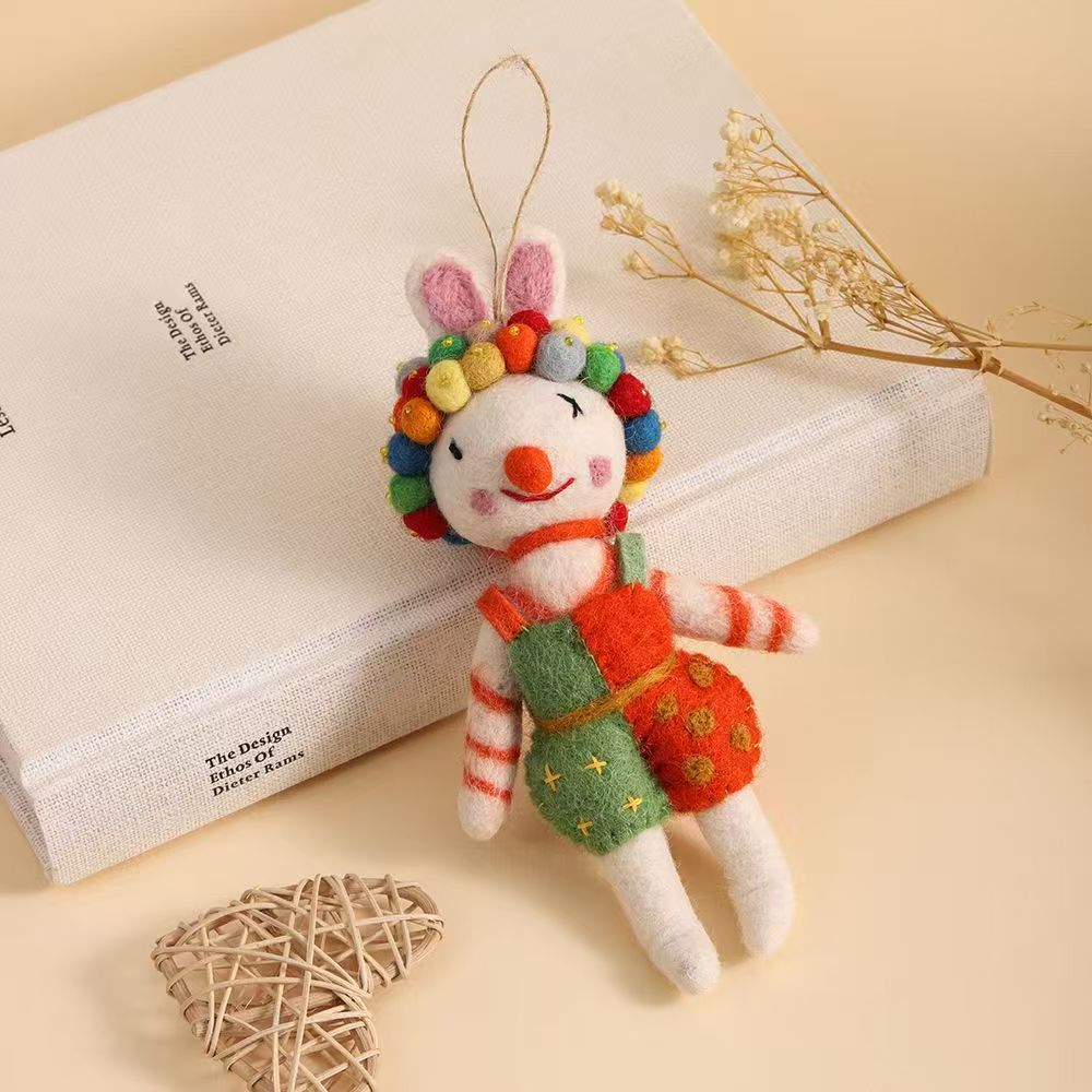 Rabbit Felt Keychain K1375