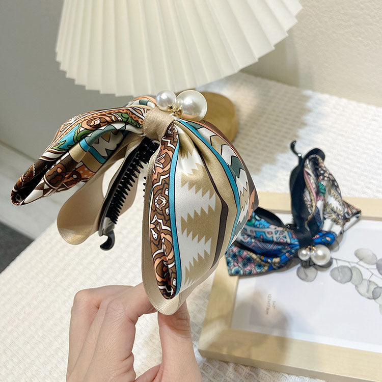 Bow Silk Feel Fabric Hair Clip L3499