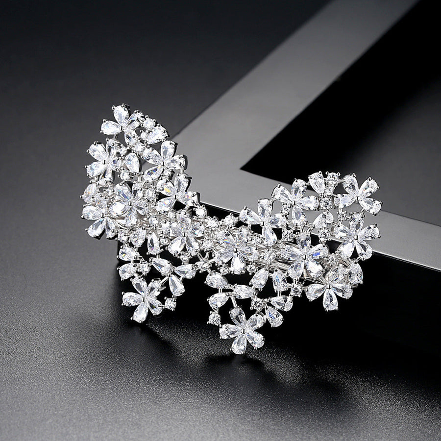 Butterfly Cubic Zirconia Pin L3784