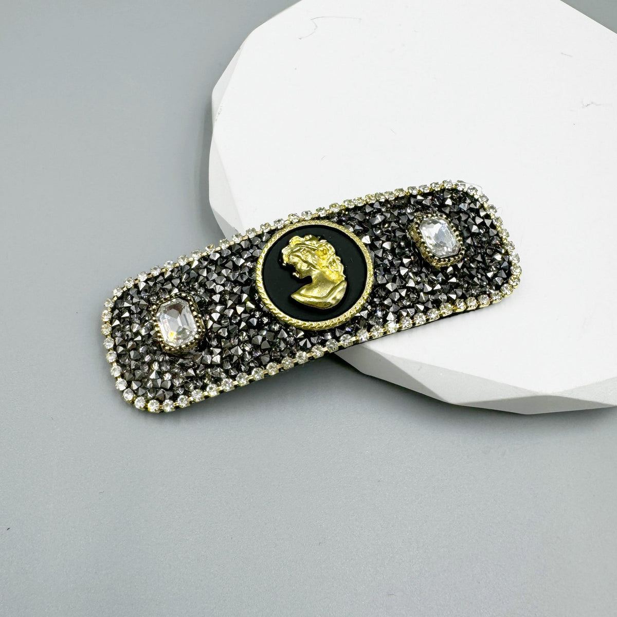 Portrait Circle Rhinestone Rectangle Hair Pin L4733