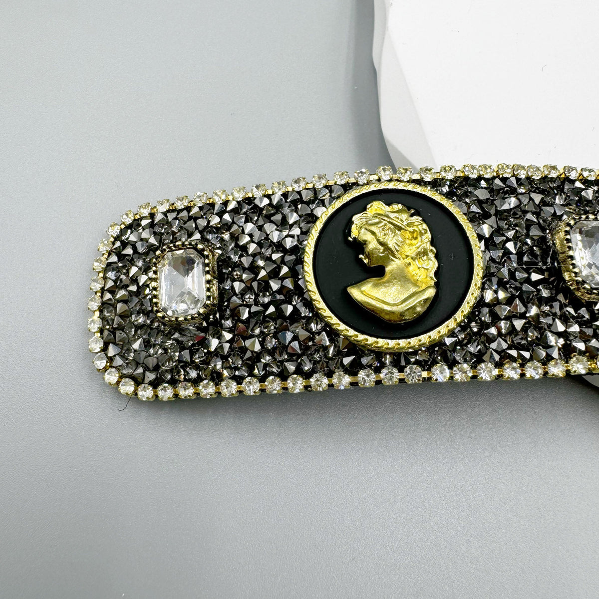 Portrait Circle Rhinestone Rectangle Hair Pin L4733