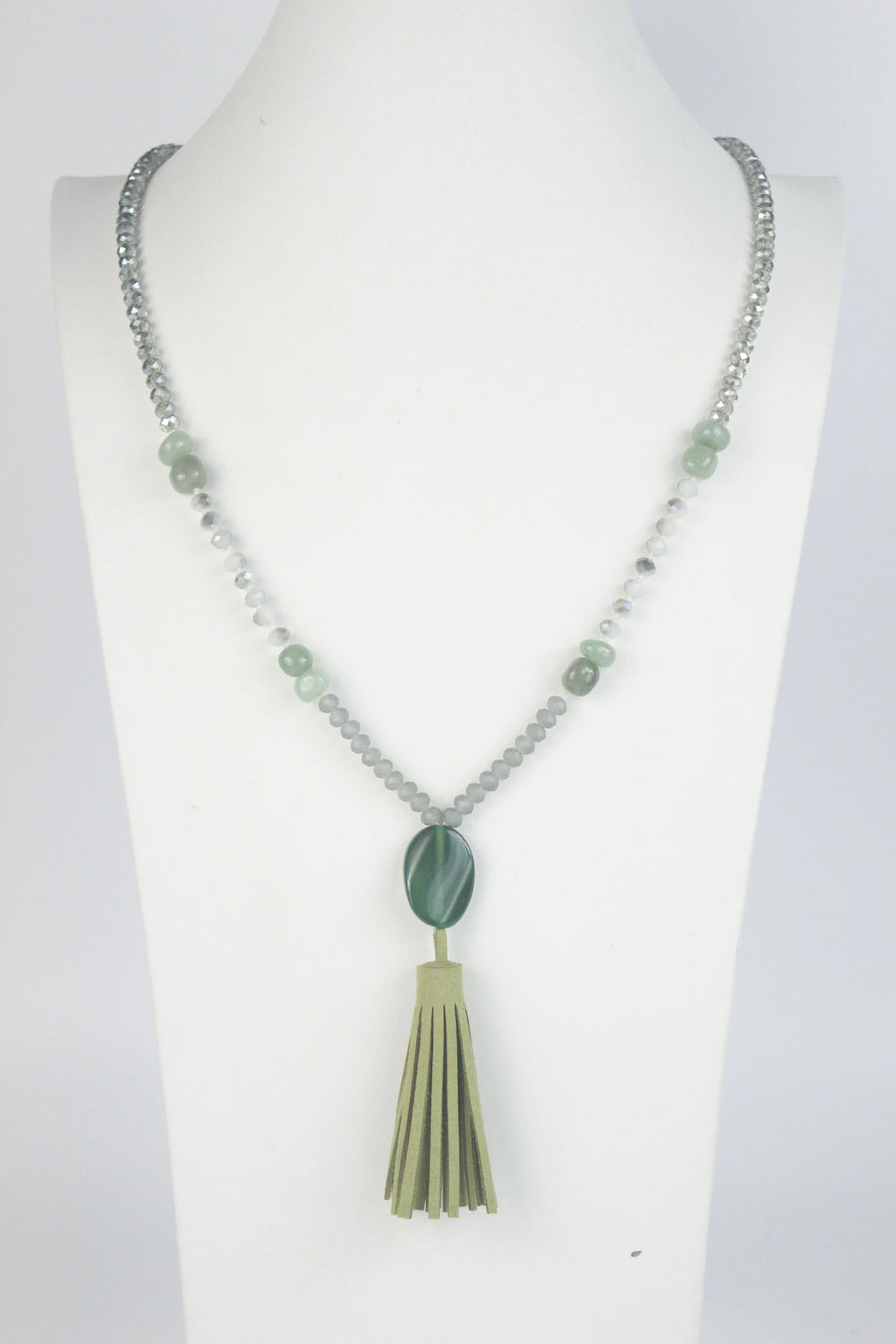 Green Beads  Stone Tassel Necklace N2451